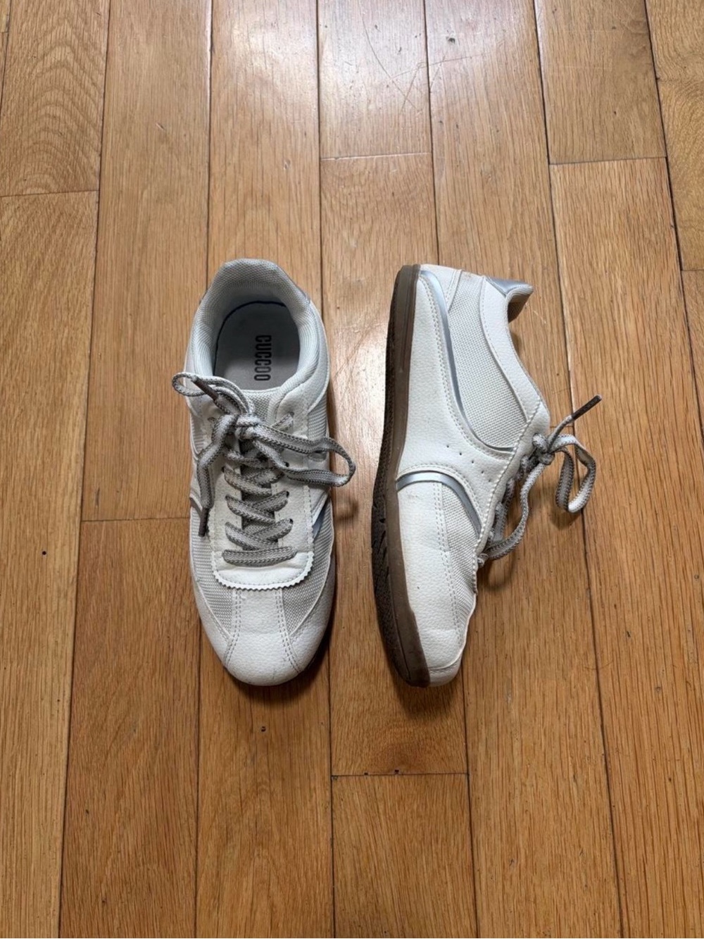 CUCCO White Women’s Sneakers - Casual Comfort